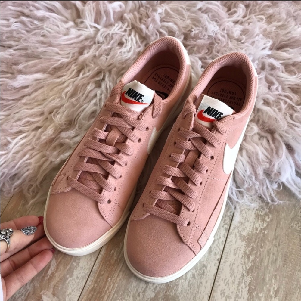 NWTBlazer low suede Pink! - Picture 3 of 7